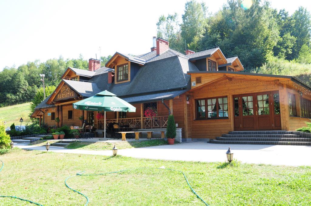 Karczma Parchatka Buitenkant foto