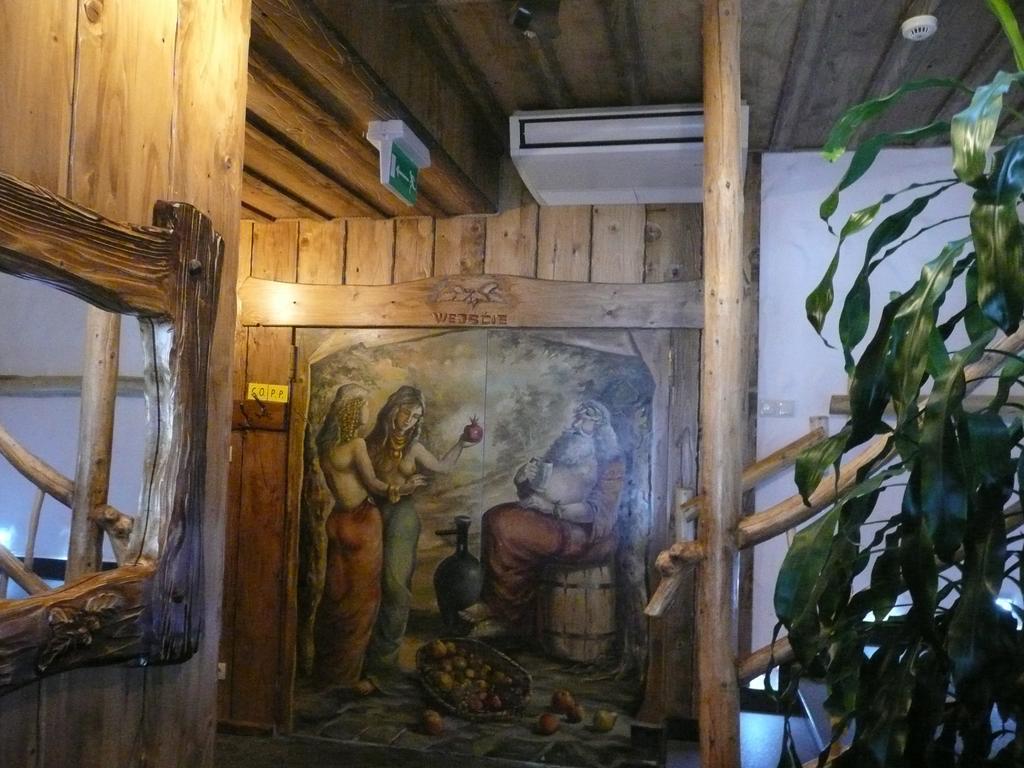 Karczma Parchatka Buitenkant foto